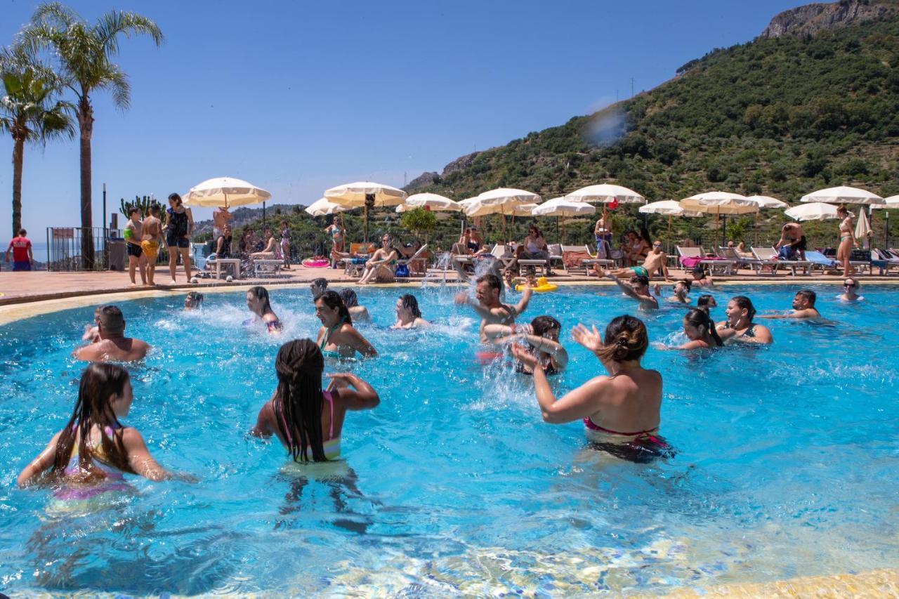 Hotel Olimpo Le Terrazze Letojanni Dış mekan fotoğraf