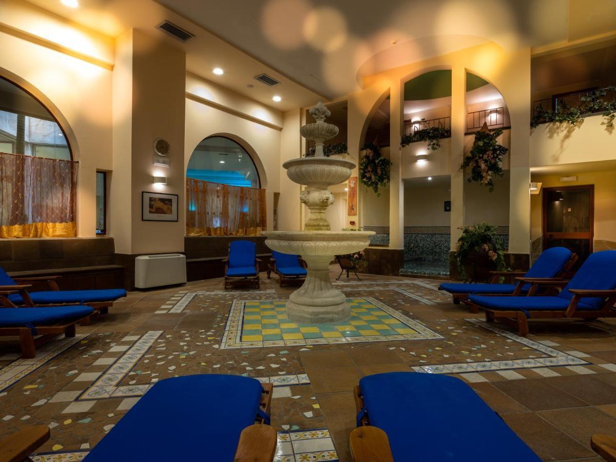 Hotel Olimpo Le Terrazze Letojanni Dış mekan fotoğraf