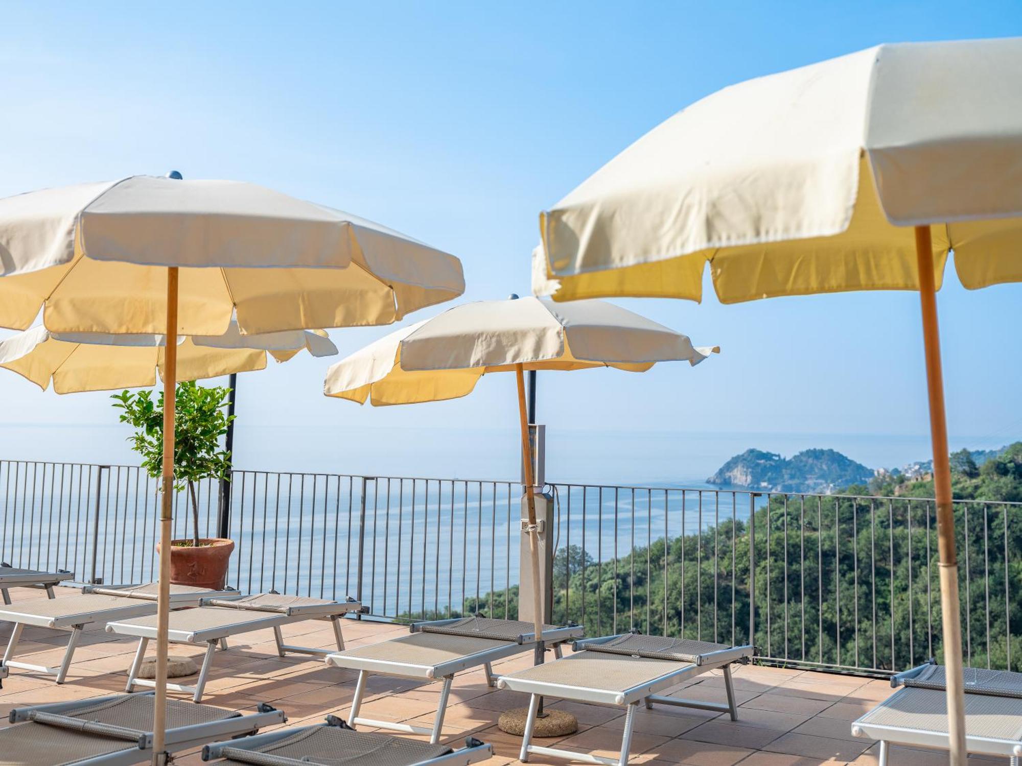 Hotel Olimpo Le Terrazze Letojanni Dış mekan fotoğraf
