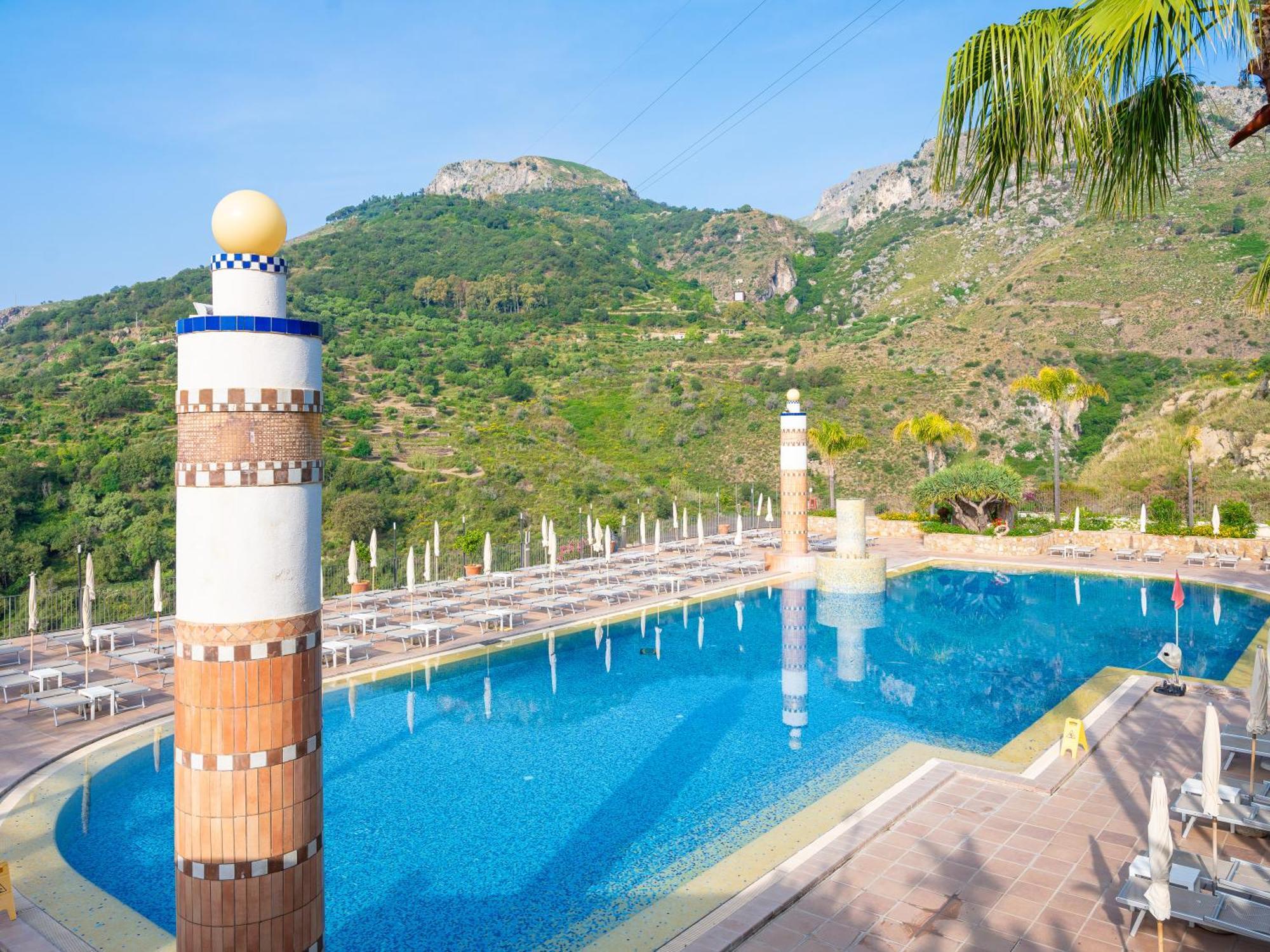 Hotel Olimpo Le Terrazze Letojanni Dış mekan fotoğraf