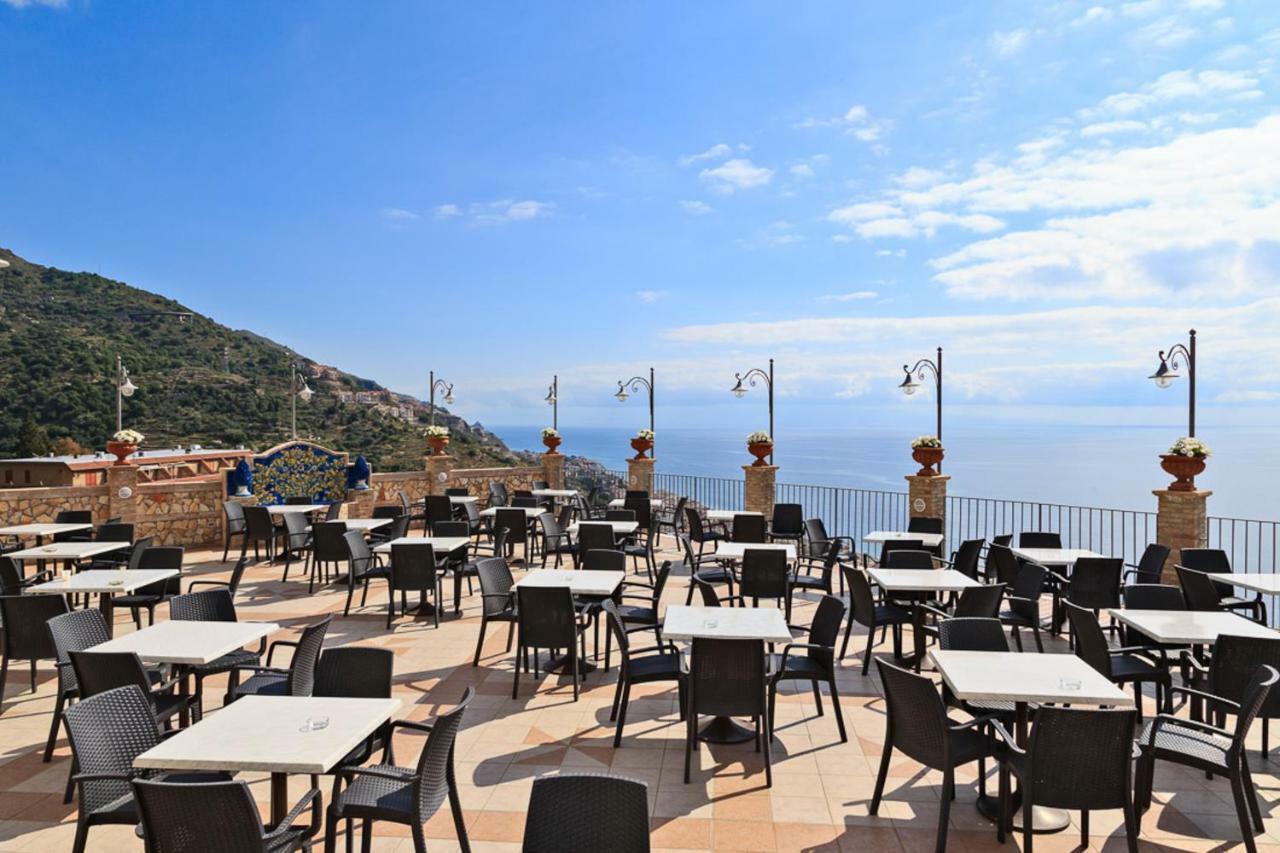 Hotel Olimpo Le Terrazze Letojanni Dış mekan fotoğraf